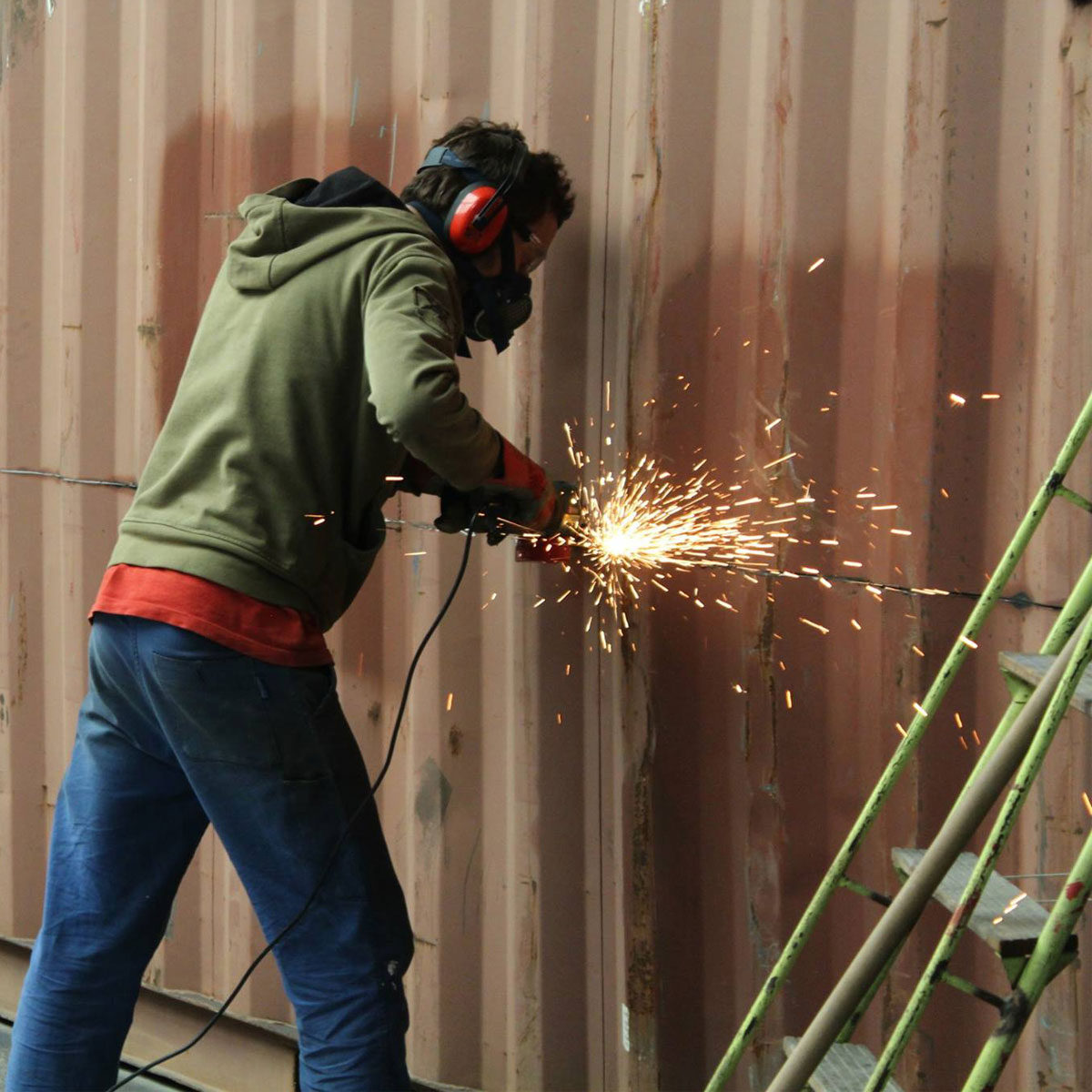 découpe des containers